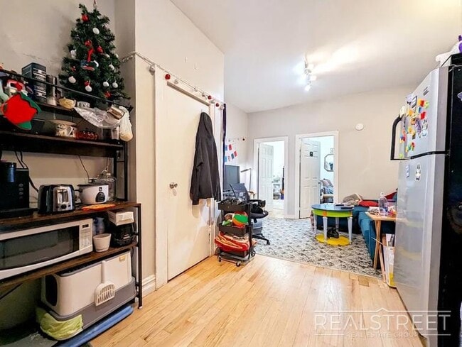 Photo - Utica Avenue Unit 2
