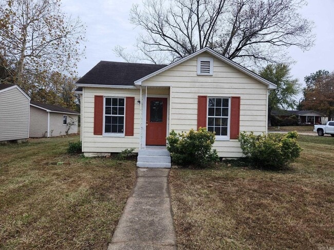 Building Photo - 309 Roosevelt Cir Rental