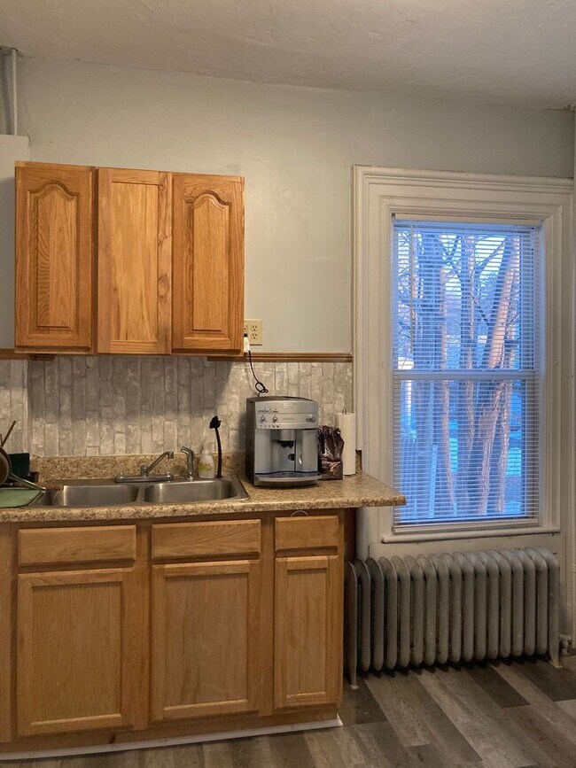 Photo - 16 Pearl St.