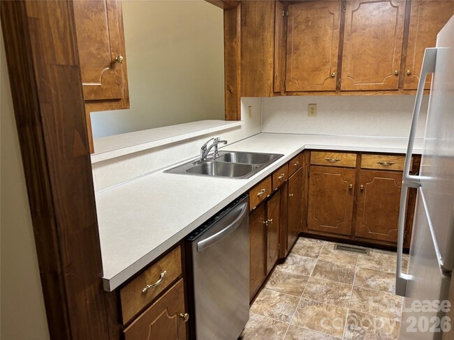 Photo - 163 Hillcrest Dr