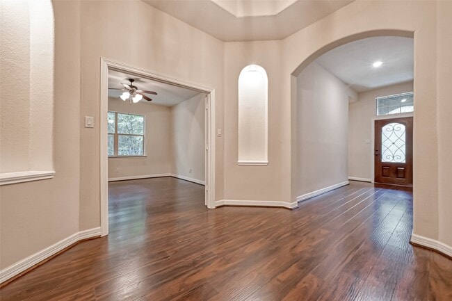 150 W Heritage Mill Cir