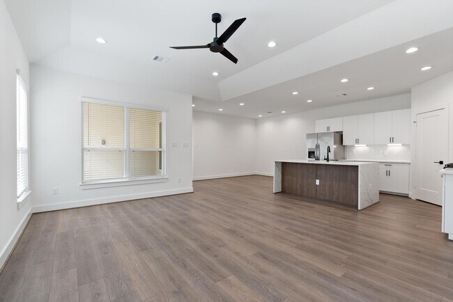 Photo - 2759 Sunny Briar Dr