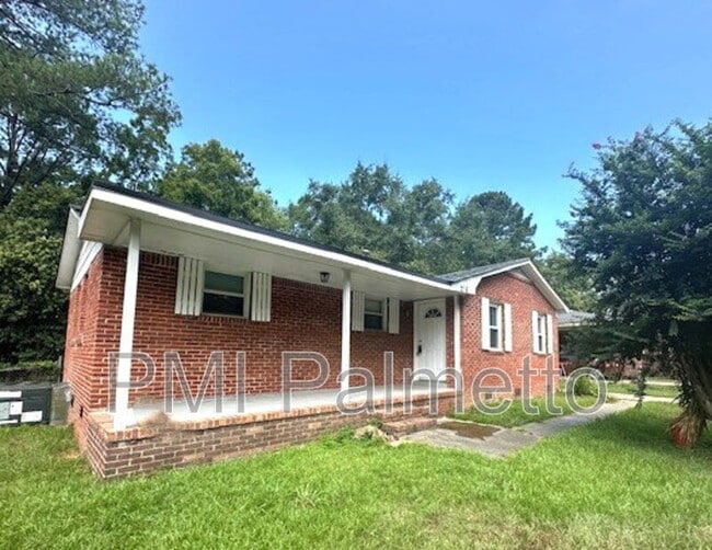 Building Photo - 216 Saddlefield Rd Rental