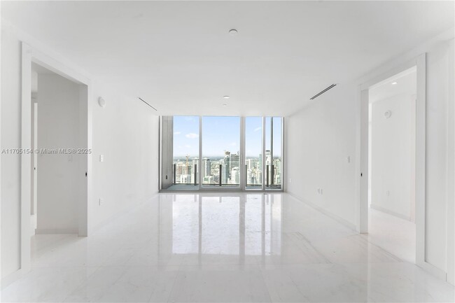 Photo - 300 Biscayne Blvd Way Condo Unit 5209