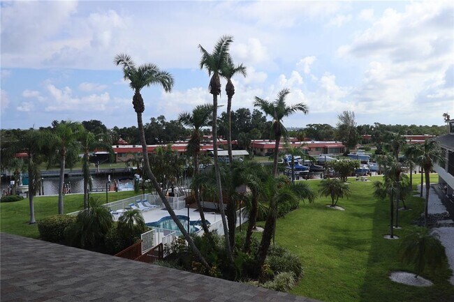 Photo - 9604 Cortez Rd W Unidad 327