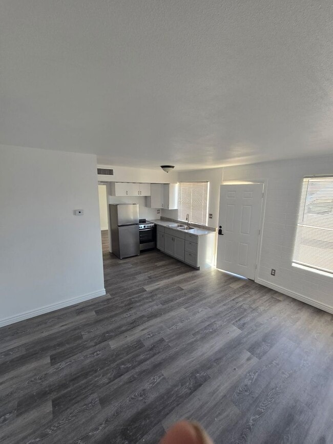 Building Photo - 3181 Kearsage Dr Unit 3 Rental