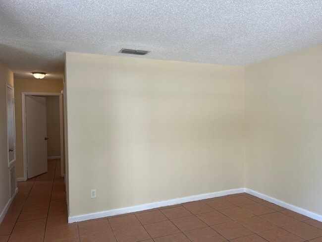 Photo - 300 Orange Ave