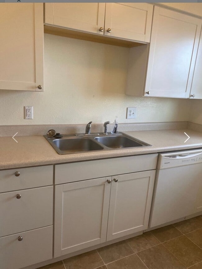 Photo - 2BR/1BA Unit with Garage in Popular NE heights Location