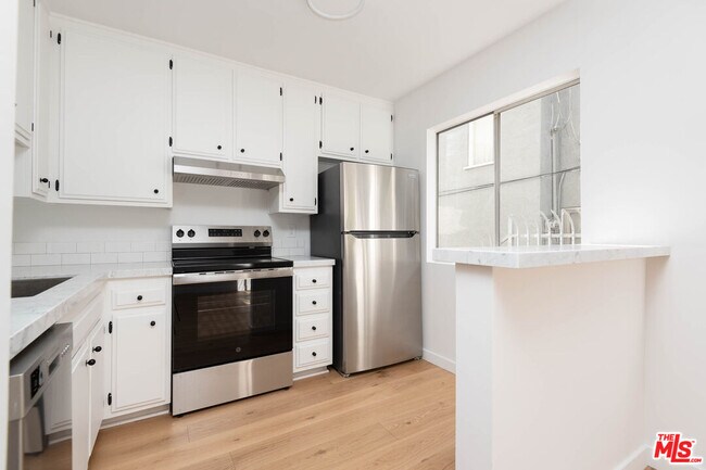 Photo - 5935 Chula Vista Way Unidad 103