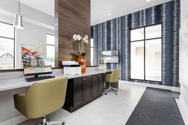 The Flats at Springhurst Apartments of Louisville