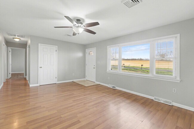 Photo - 3 bedroom ranch home