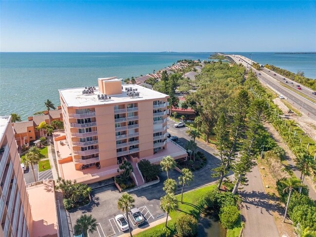 Building Photo - 7432 Sunshine Skyway Ln S Unit 704