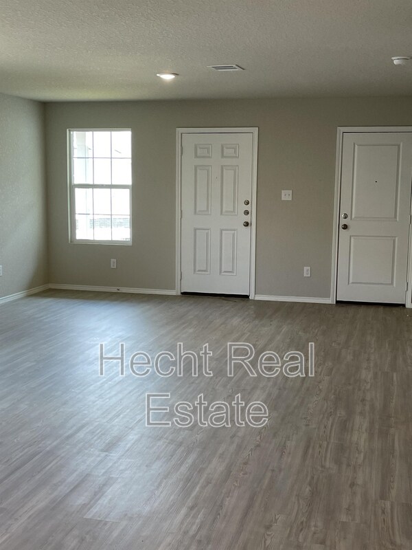 Photo - 10754 Prusiner Dr