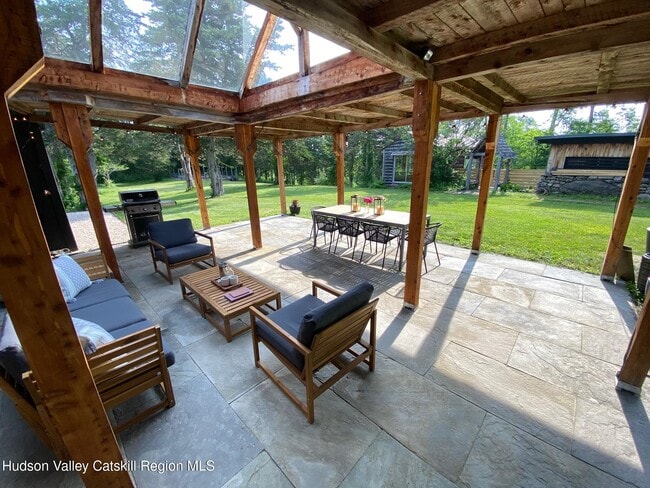 Photo - 16 Spring Rd