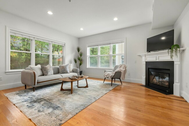 Photo - 865 Lagrange St Unidad 5