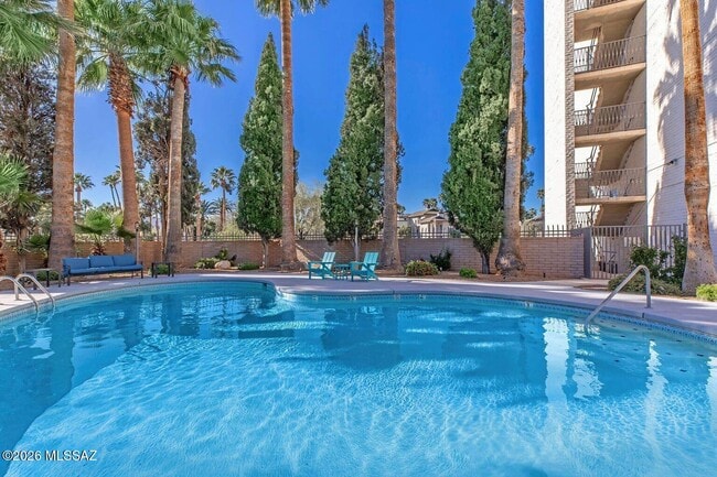 Building Photo - 425 W Paseo Redondo Unit 6E