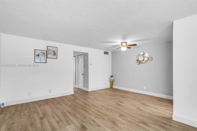 Photo - 300 Layne Blvd Unit 212