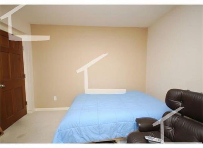Photo - Charming 3 Bedroom- No Broker Fee