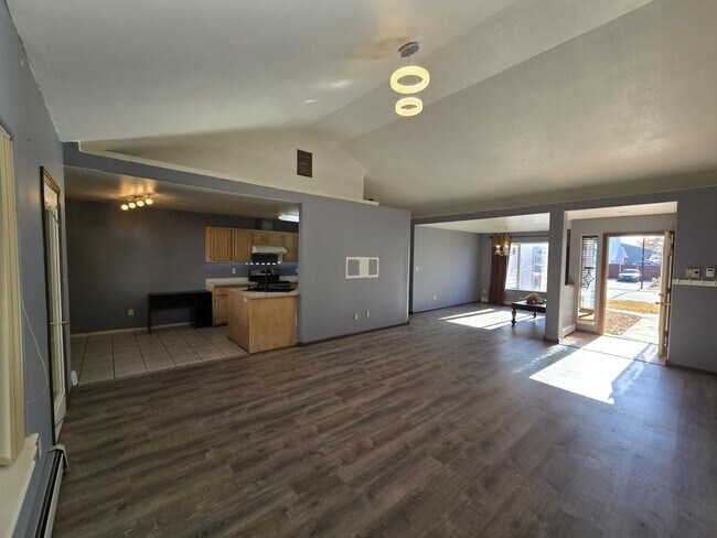 Photo - 3156 Arrowhead Dr