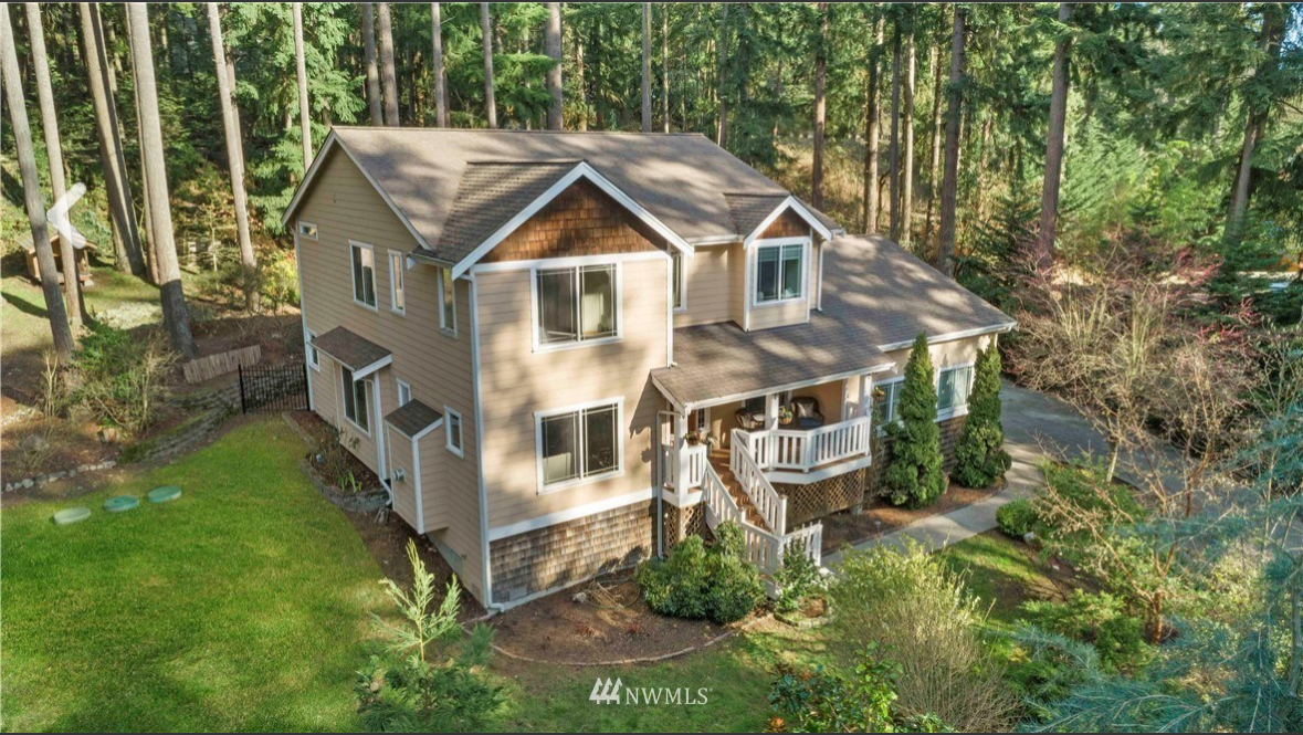 Photo - 16532 Lemolo Shore Dr NE (Poulsbo, WA)
