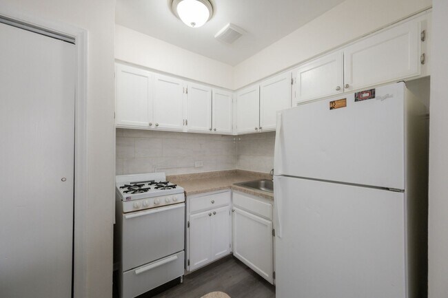 Photo - 15311 Knox Ave