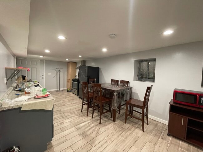 Photo - 2254 S Albany Ave Unit Basement