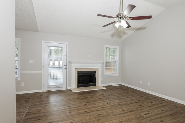 Photo - 240 Wood Green Dr