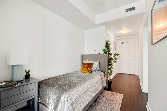 Photo - 14 York Street Path Connection Unit SI FL51-ID1512535P