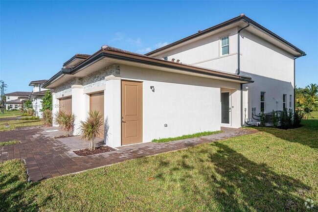 Building Photo - 12289 SW 43rd St Rental