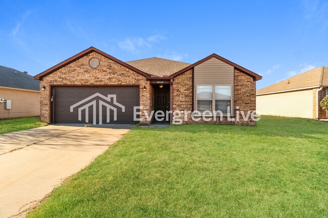 Photo - 1115 Yarrow Dr