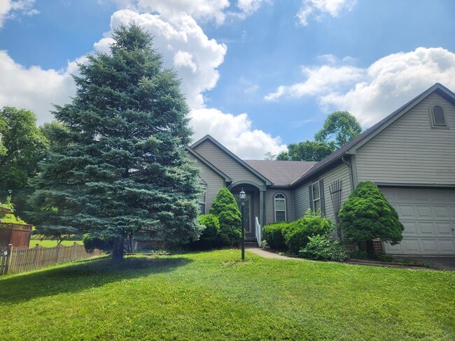 Photo - 1586 Bush Hill Dr House