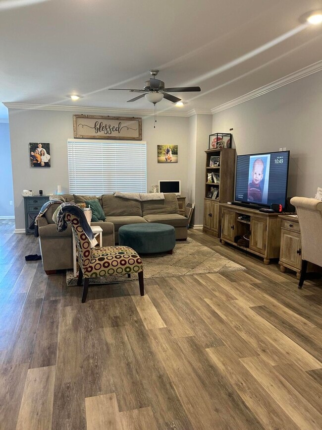 Photo - 250 Jefferson St