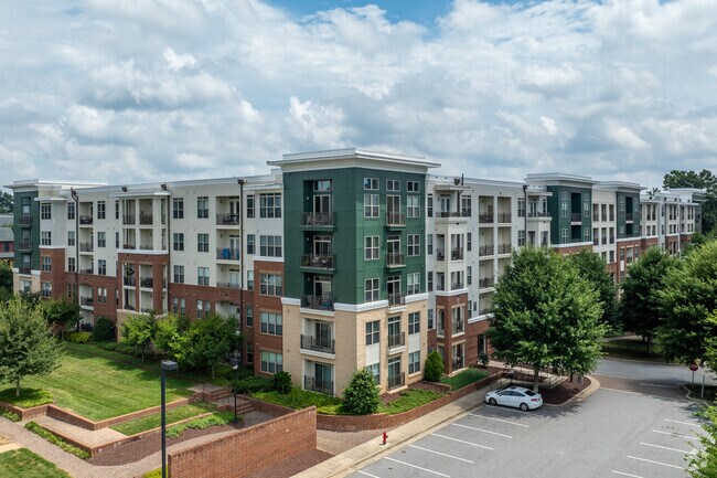 Photo - Elan City Center