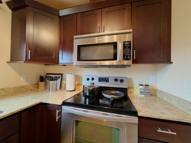217 W 14th Ave