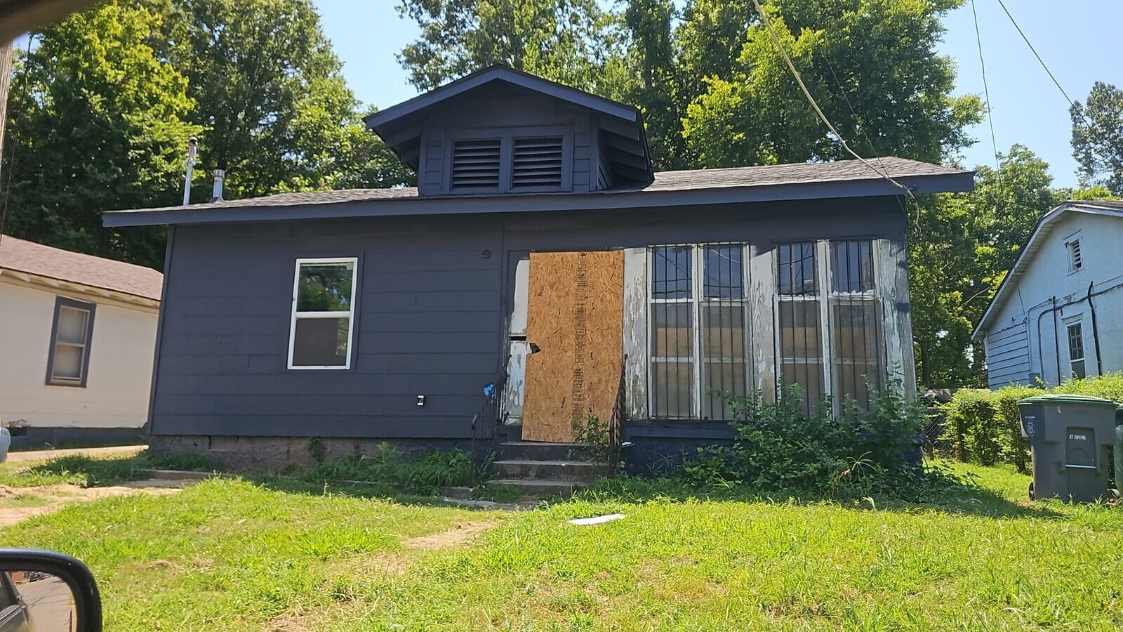 Photo - 2531 Pershing Ave House
