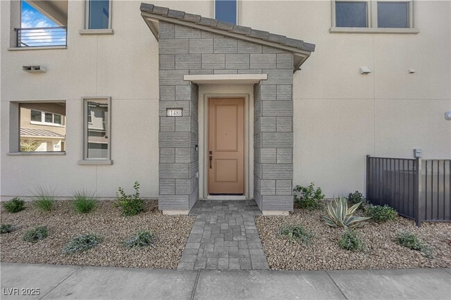 Building Photo - 11480 Panoledge Ave