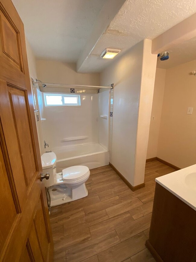 Photo - 431 Virginia St NE Unit D