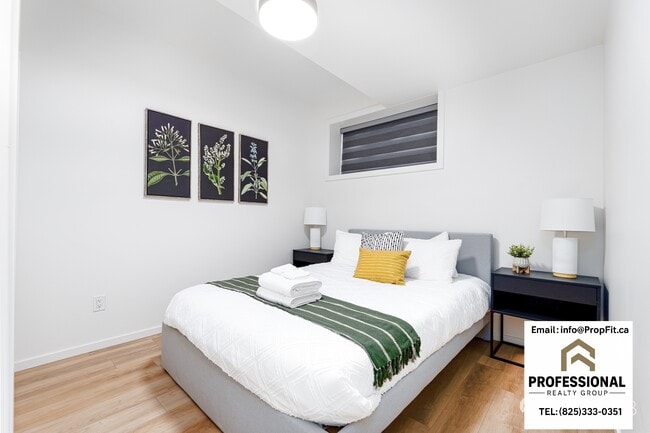 Photo - 9702-9157 157 St NW