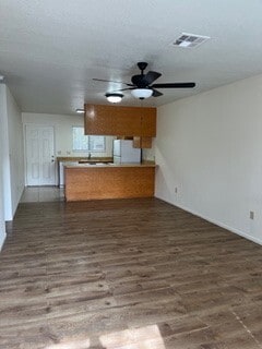 Photo - 15 on Palm Apartments