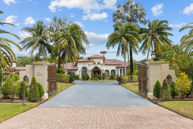 Photo - 10058 El Caballo Ct