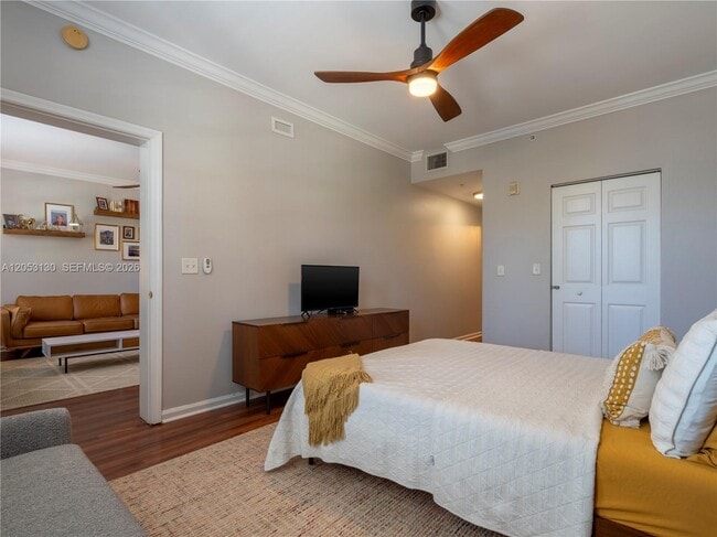 Photo - 533 NE 3rd Ave Unit 306