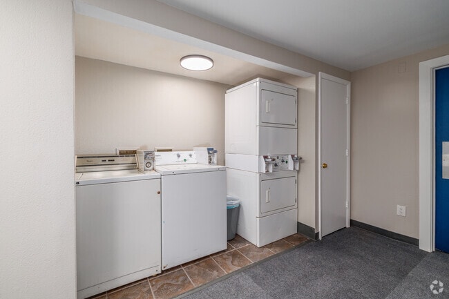 Laundry - Building