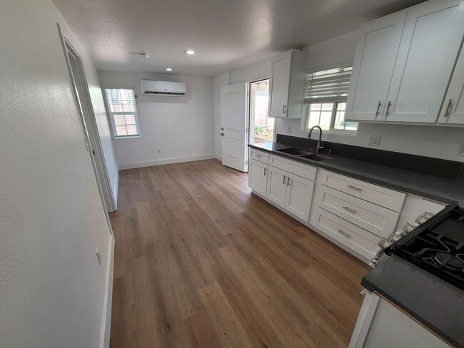 Photo - 13564 4th St Unidad 13564 #2