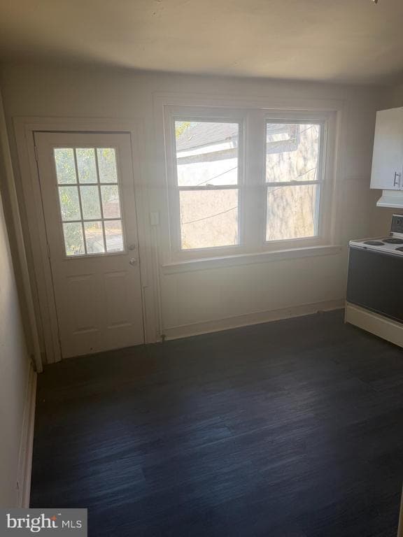 Photo - 352 E Airy St