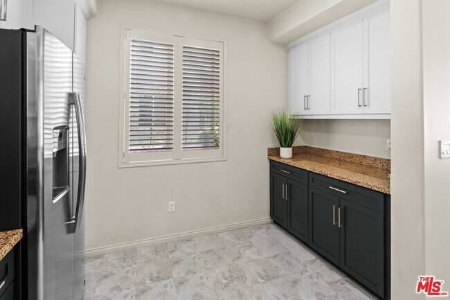 Photo - 360 W Ave 26 Unidad 126