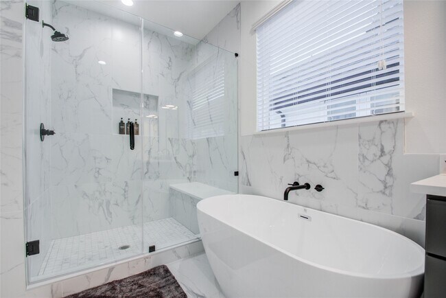 Photo - 4109 Hare St