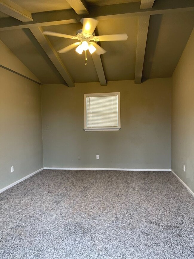 Photo - 1705 E Colgate St