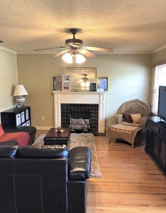 Photo - 2606 26th St