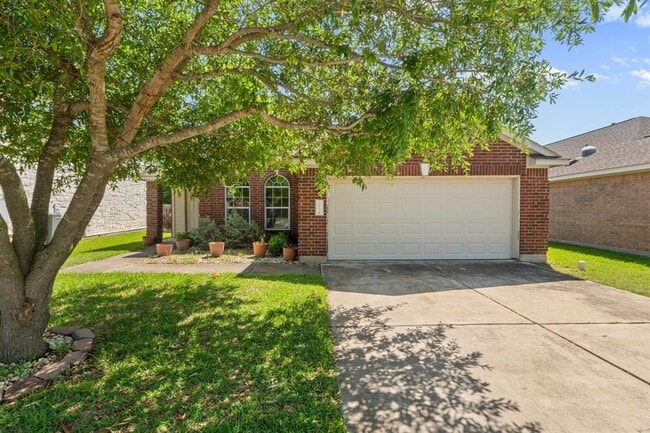 Photo - 20612 Farm Pond Ln Casa