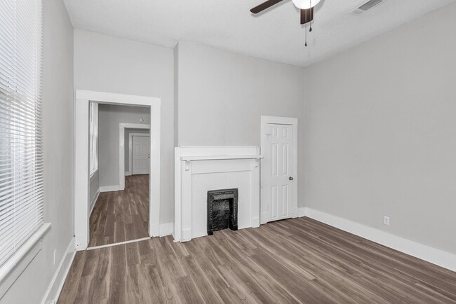 Photo - 240 Ellis St Unidad A